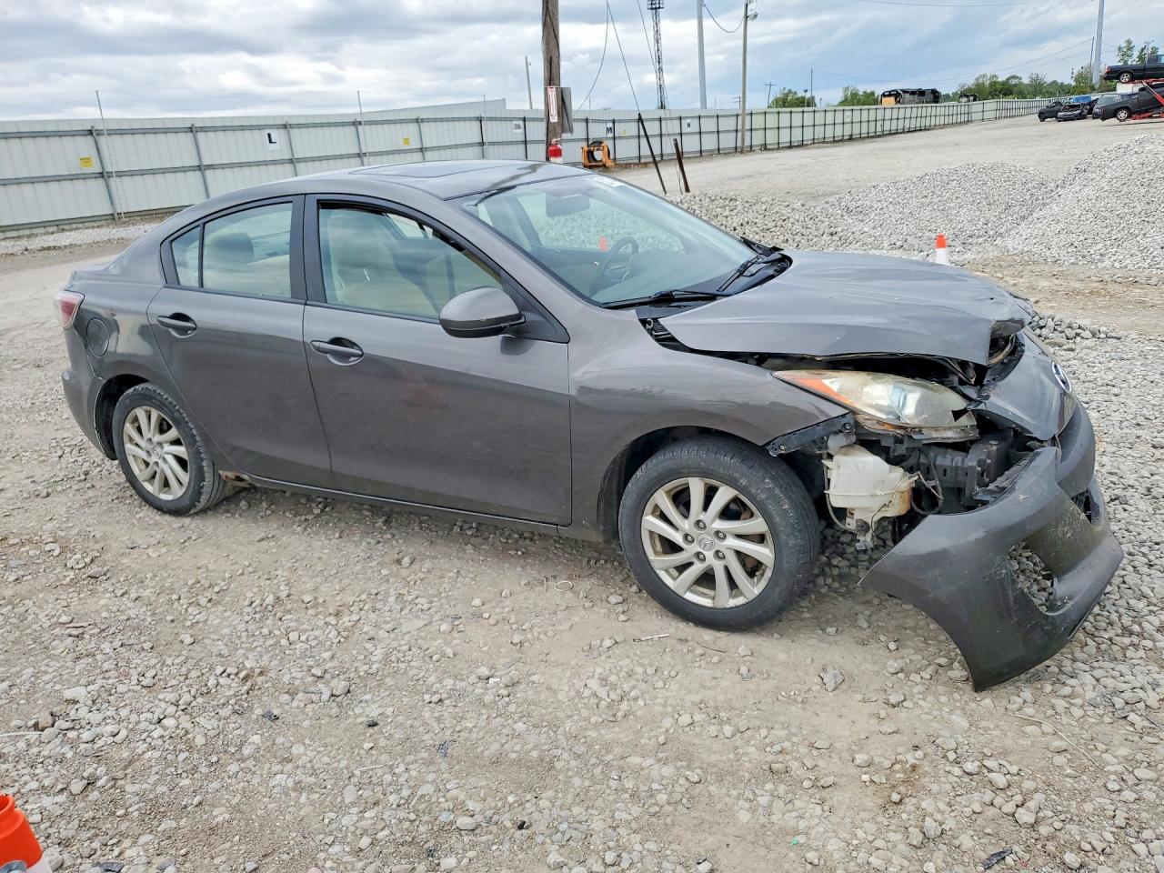 Mazda 3 I