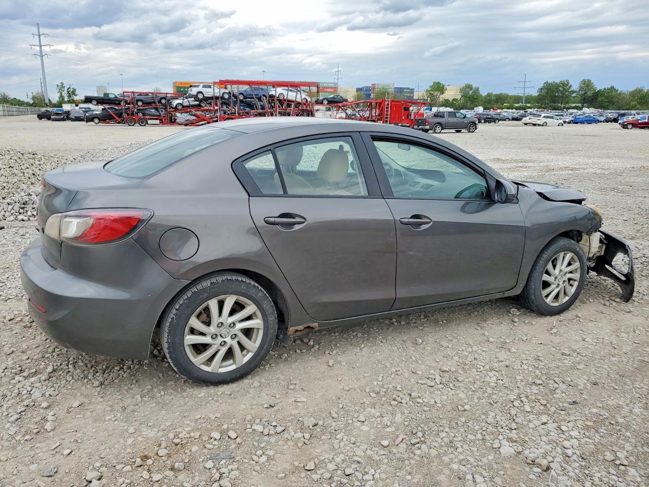 Mazda 3 I