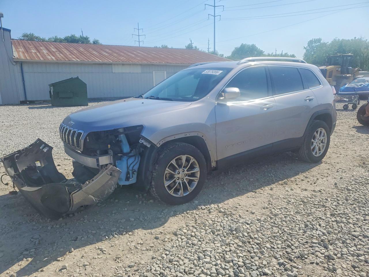 Salvage Jeep Cherokee Image