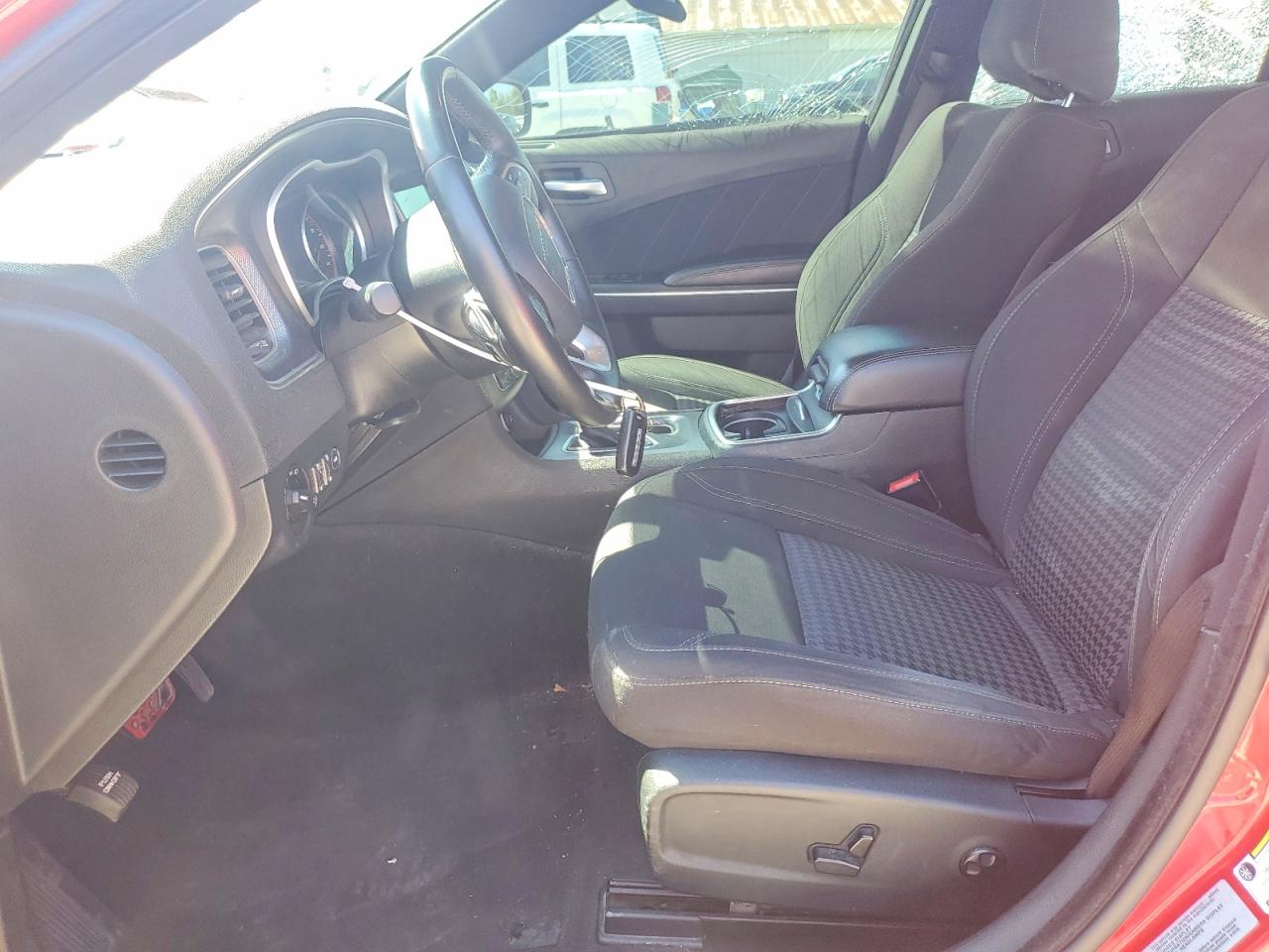 Dodge Charger Sxt