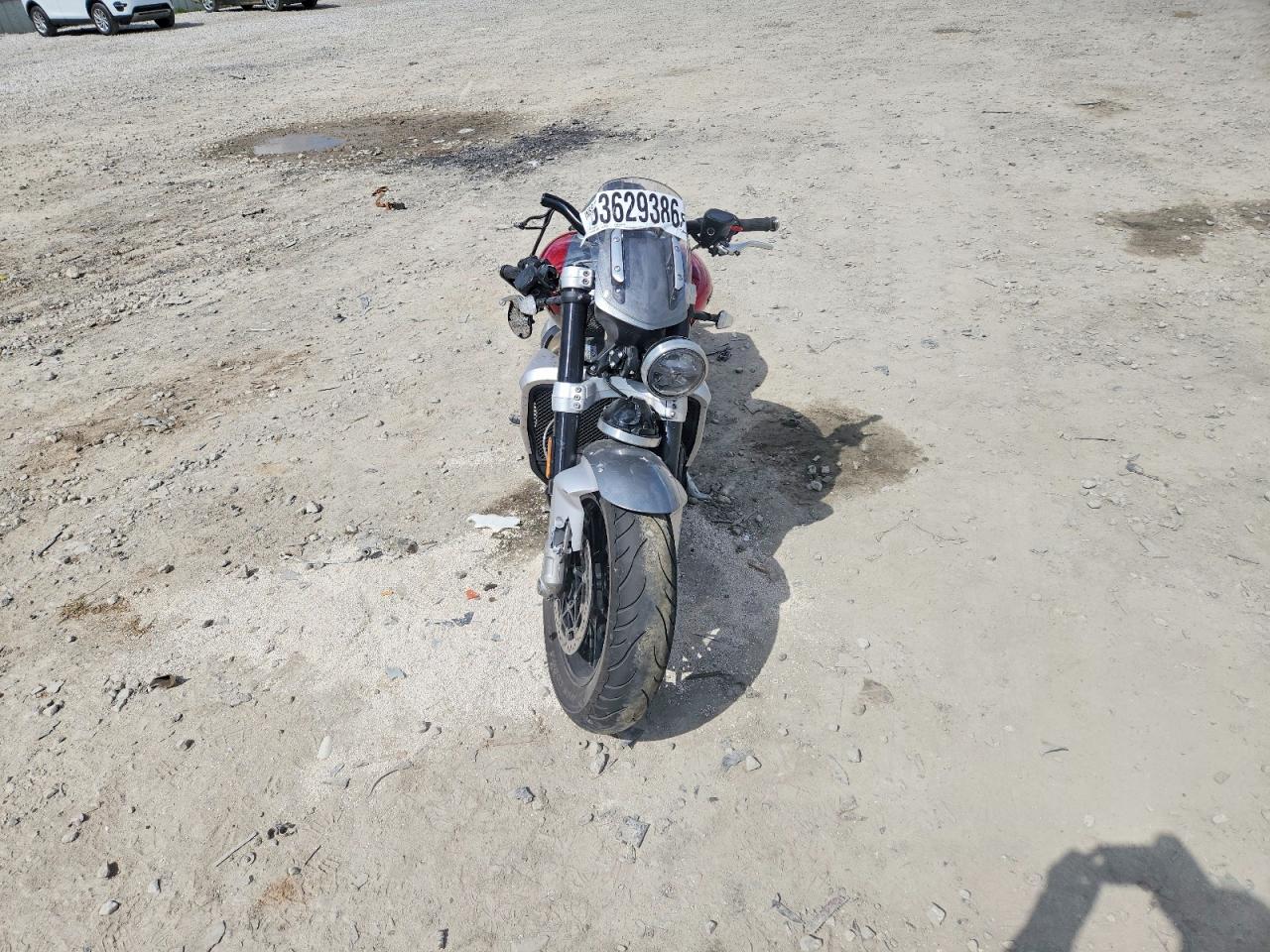 Triumph Rocket 3 R