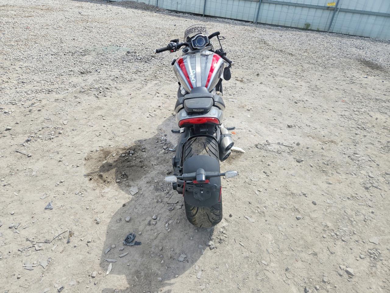 Triumph Rocket 3 R