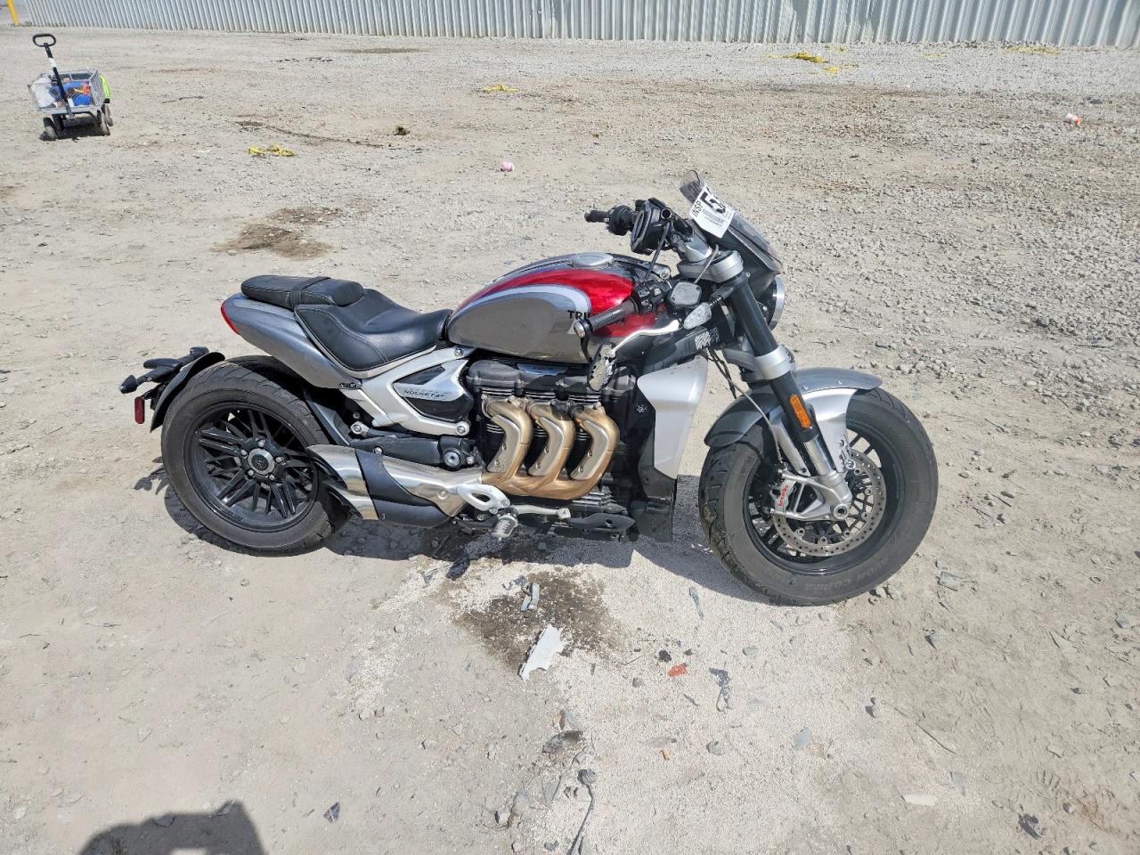 Salvage Triumph Rocket 3 Image