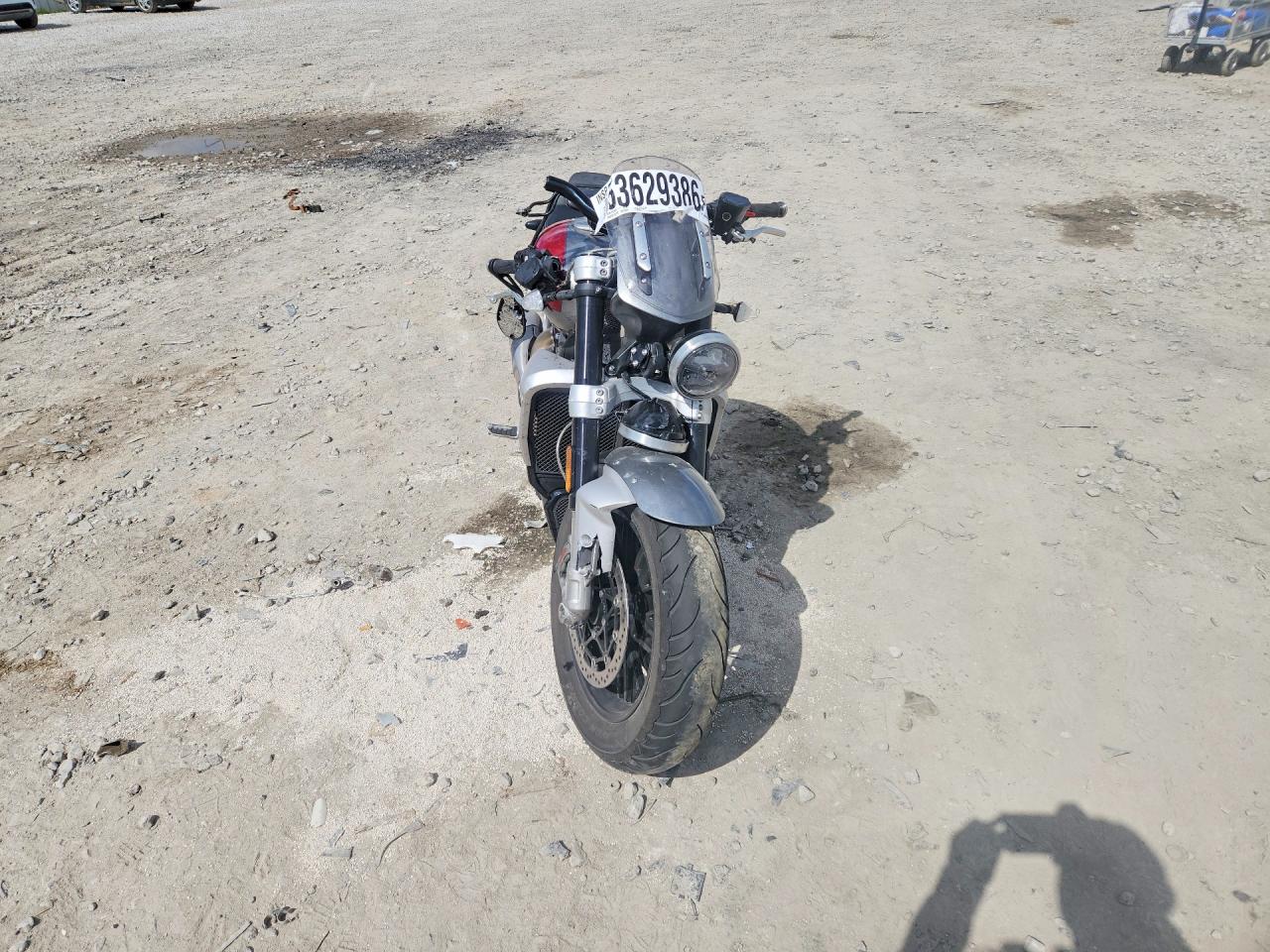 Triumph Rocket 3 R