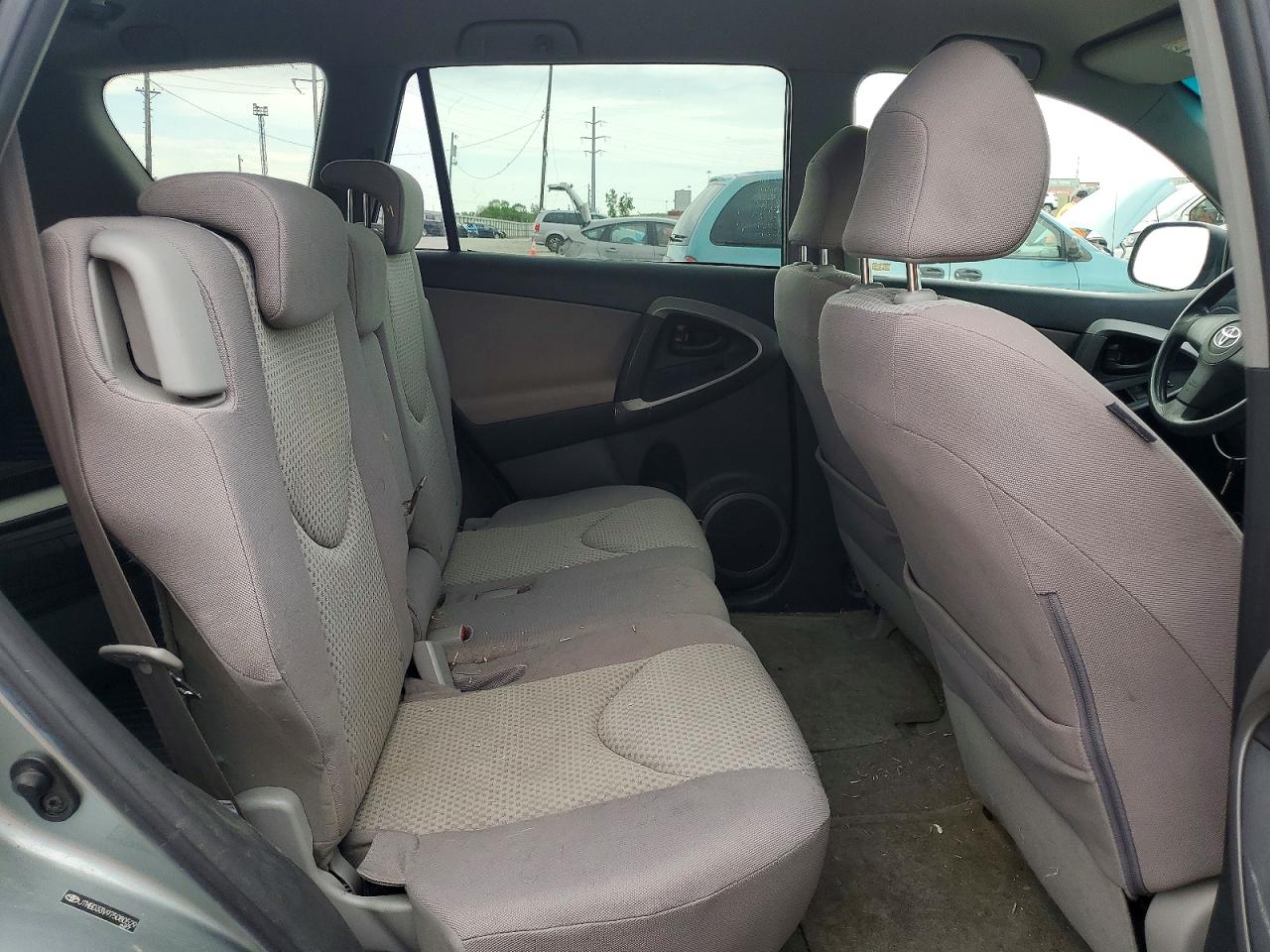 Toyota RAV4 Base