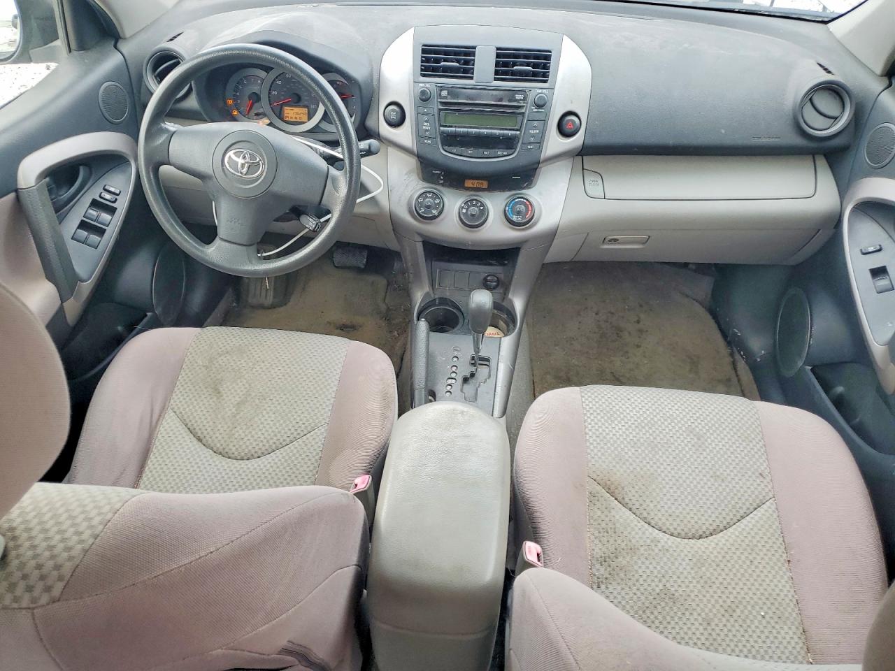 Toyota RAV4 Base