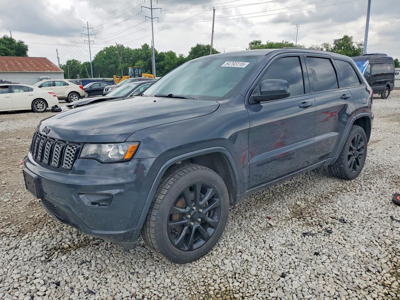 Salvage Jeep Cherokee Image