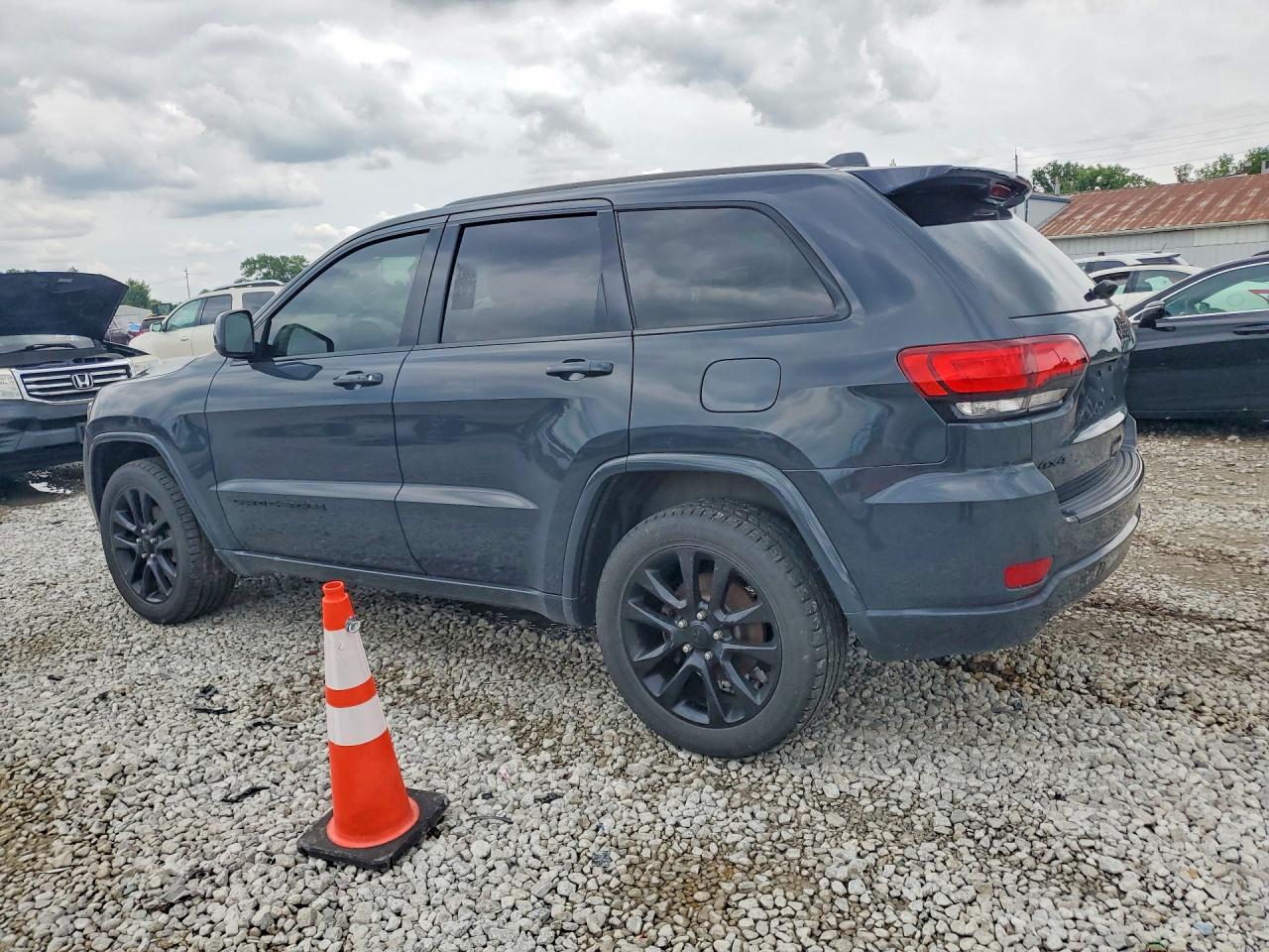 Jeep Cherokee Laredo