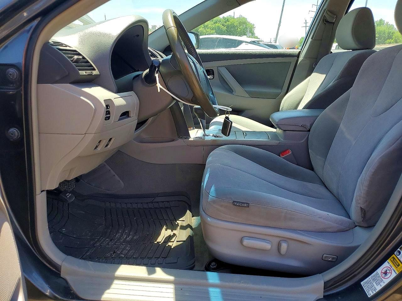 Toyota Camry Hybrid