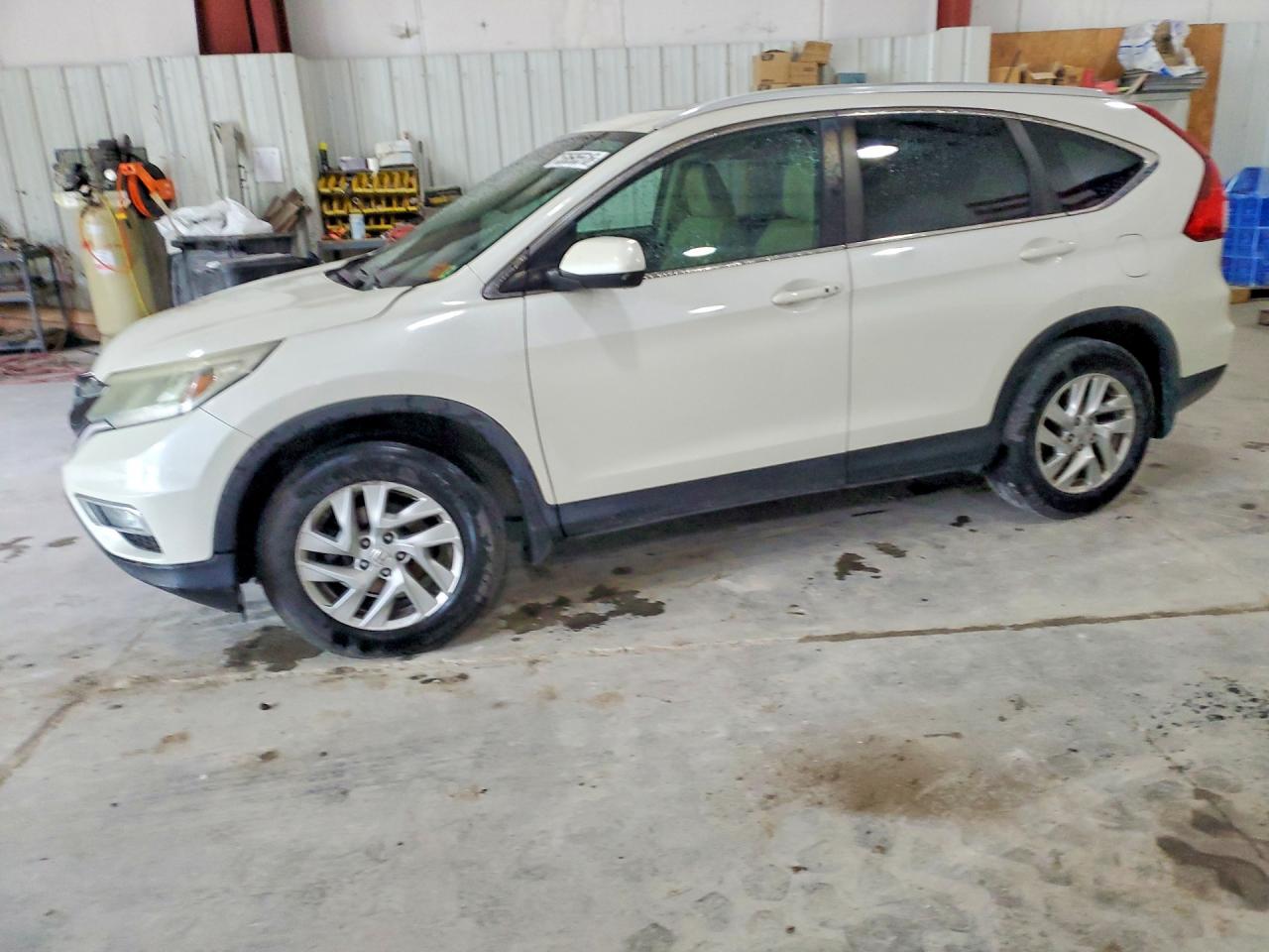 Salvage Honda Crv Image