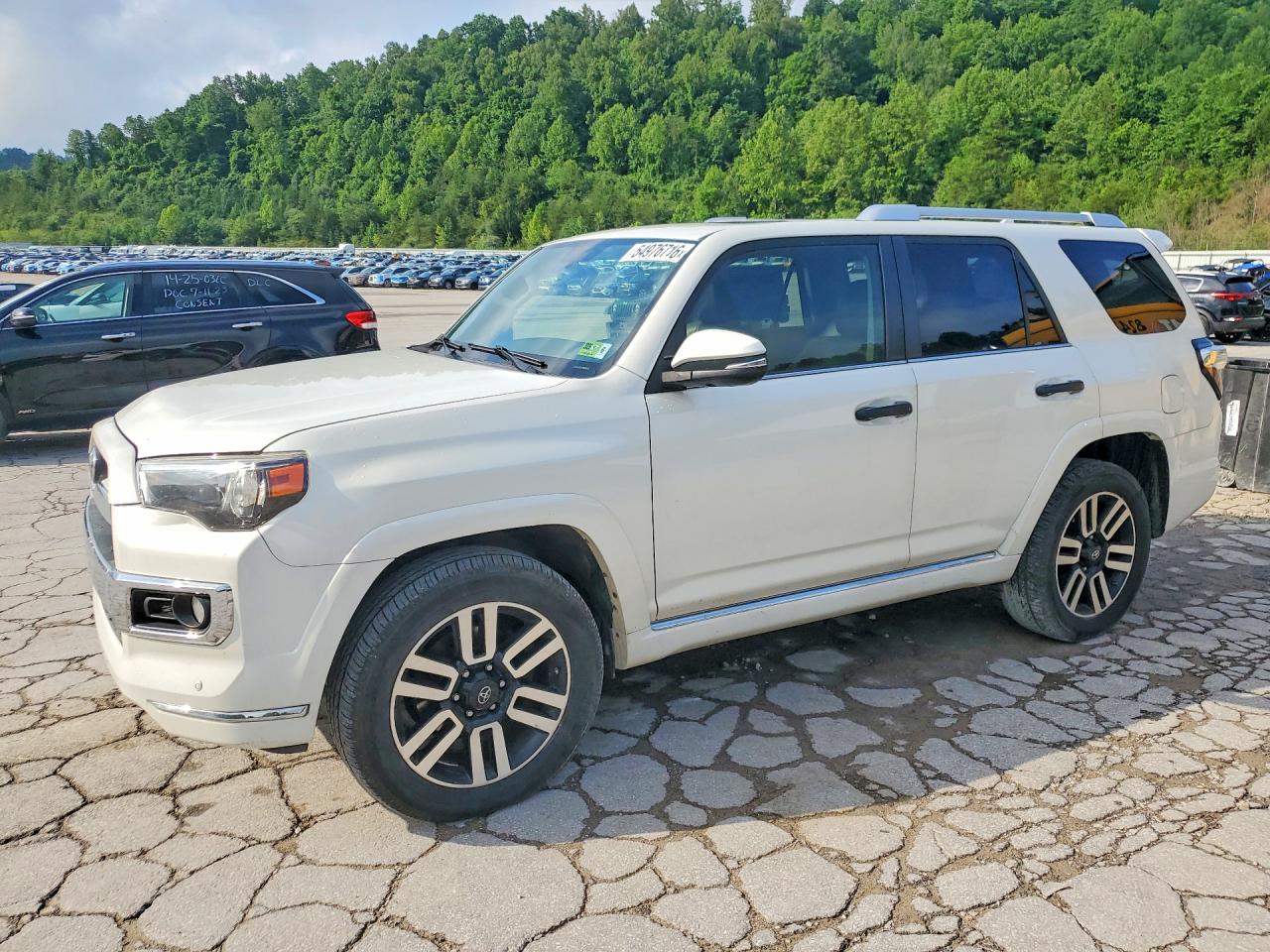 Salvage Toyota 4Runner Image