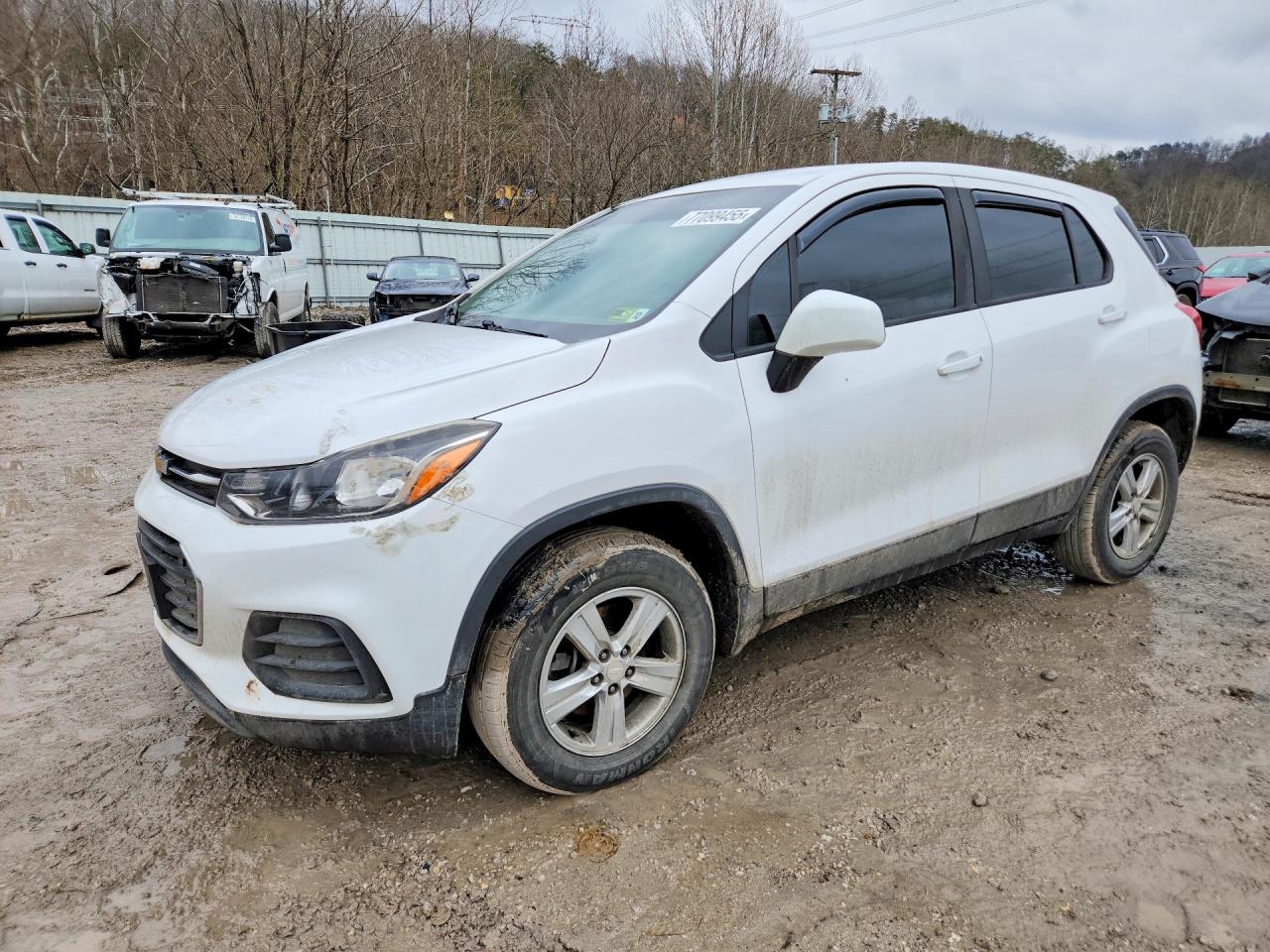 Salvage Chevrolet Trax Image