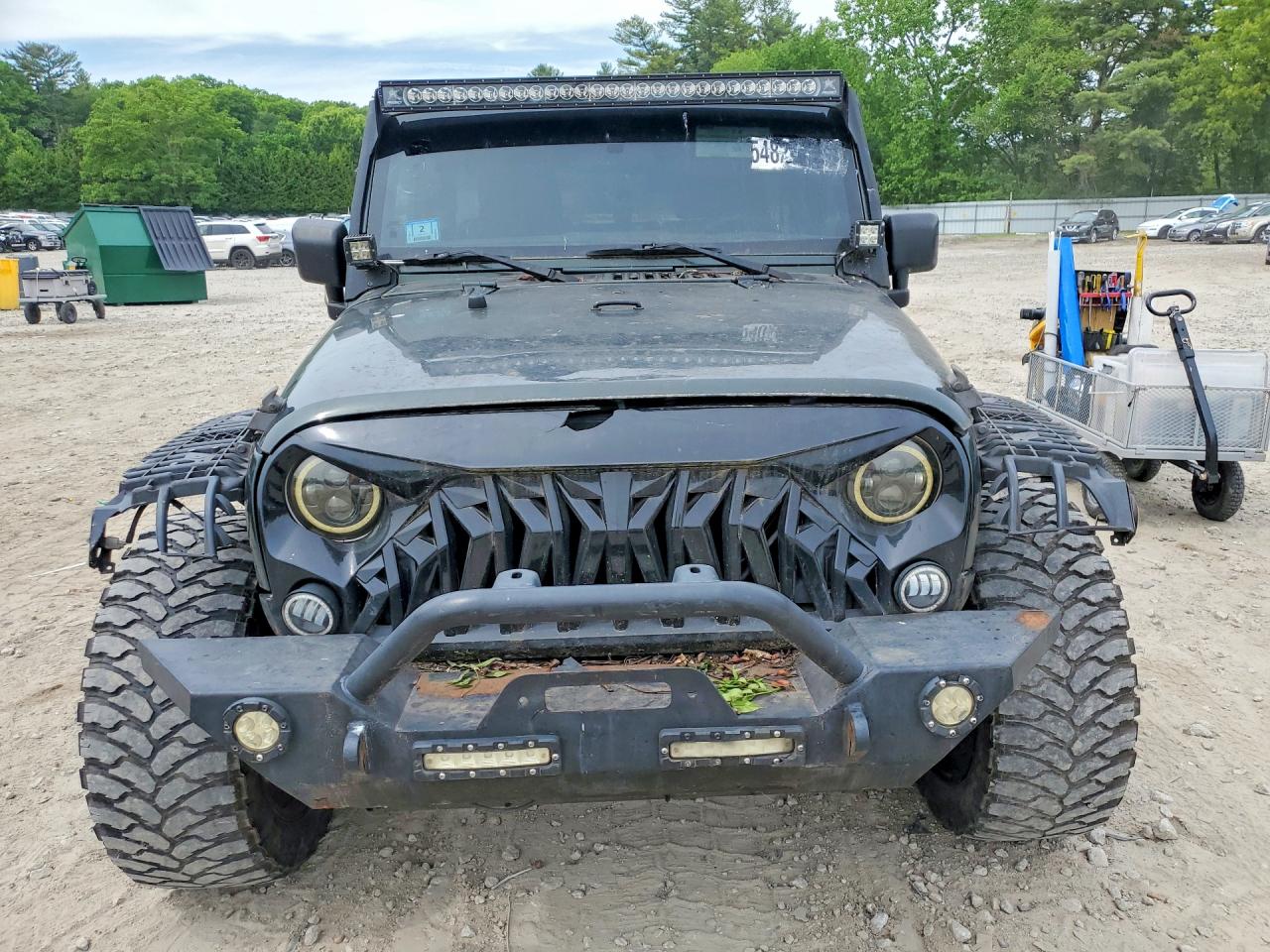 Jeep Wrangler Sahara