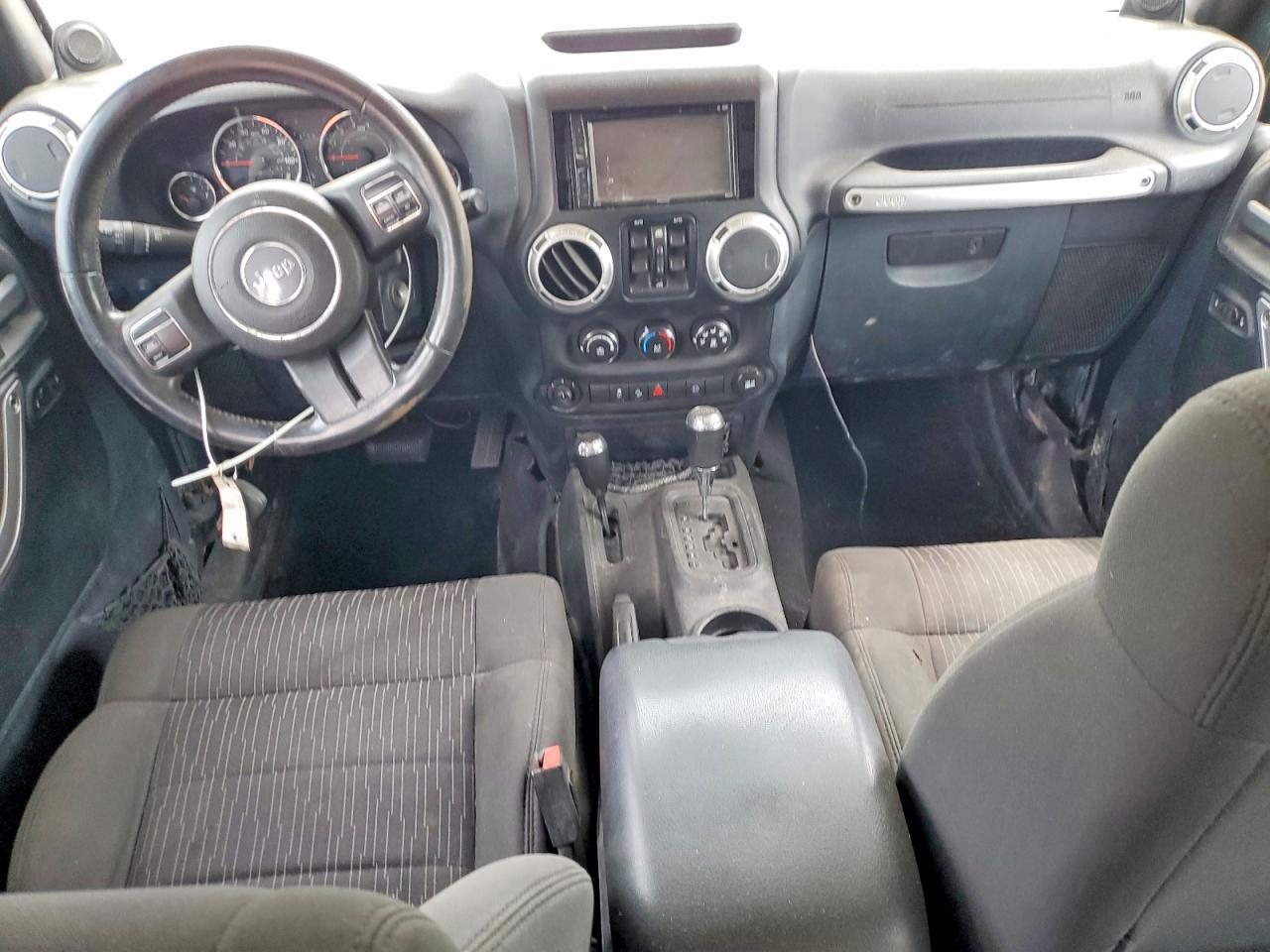 Jeep Wrangler Sahara