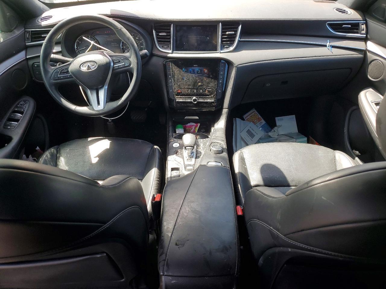 INFINITI Qx Luxe