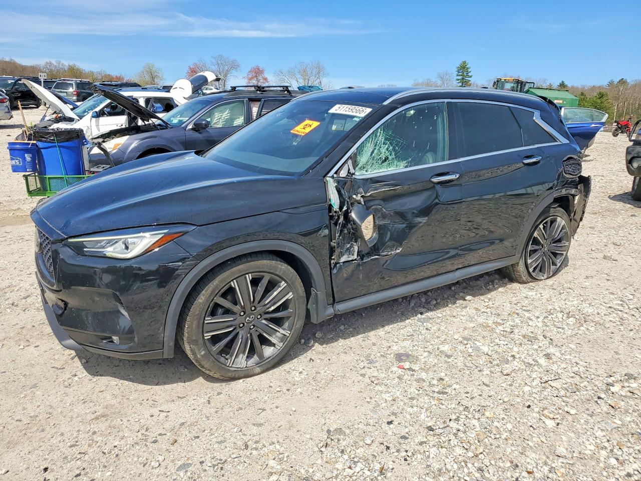 Salvage INFINITI Qx Image
