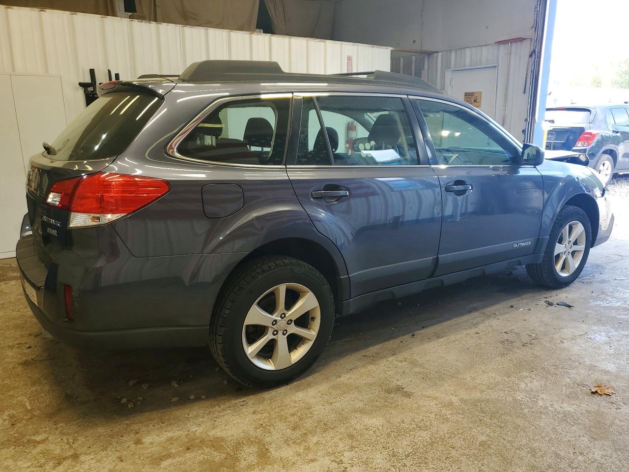 Subaru Outback 2.5i