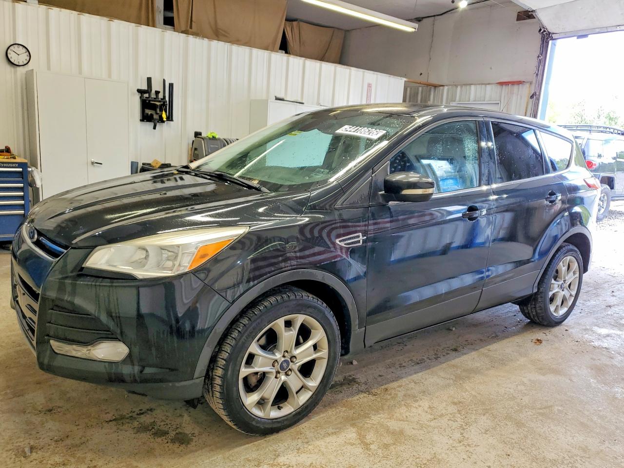 Salvage Ford Escape Image