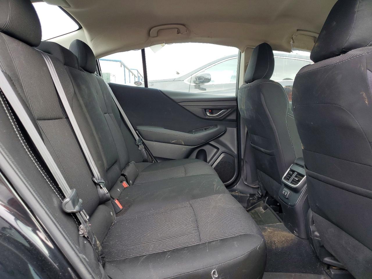 Subaru Legacy Premium