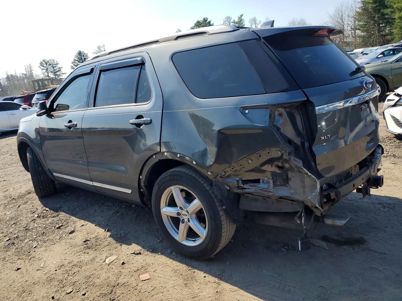 Ford Explorer Xlt