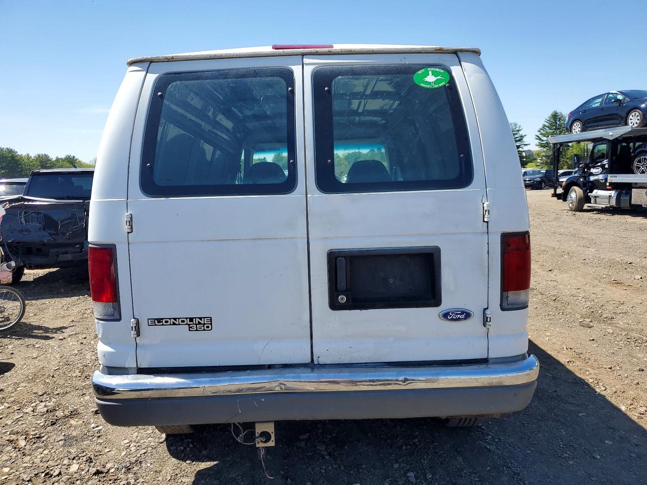 Ford Econoline E350 Van