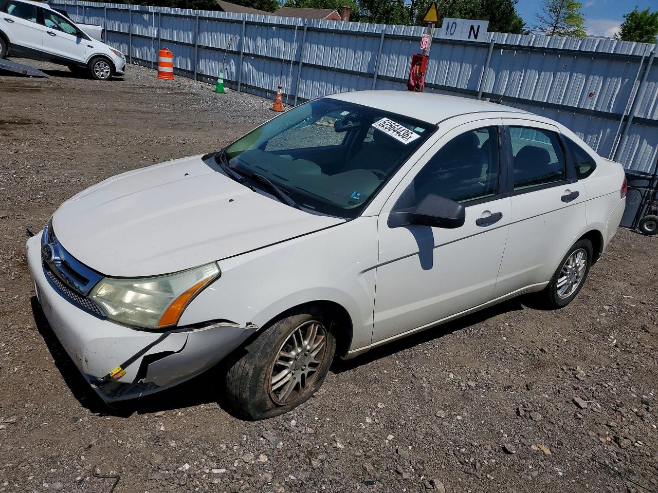 Salvage Ford Focus Image
