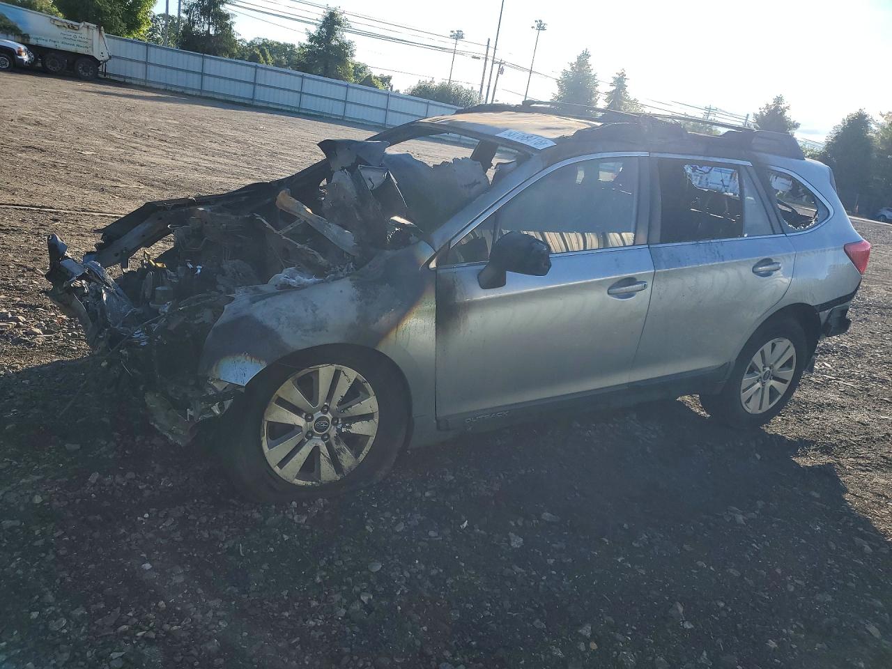 Salvage Subaru Outback Image