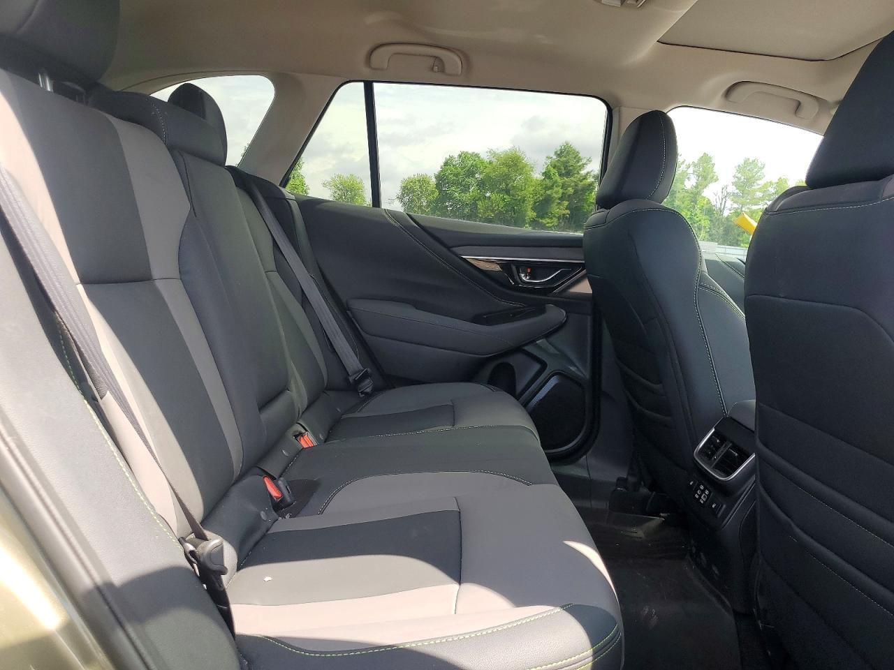 Subaru Outback Onyx Edition Xt