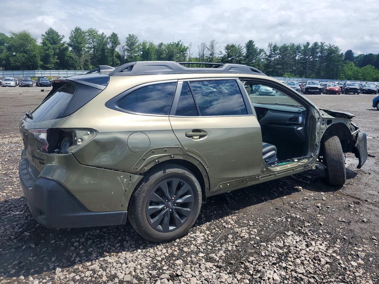 Subaru Outback Onyx Edition Xt