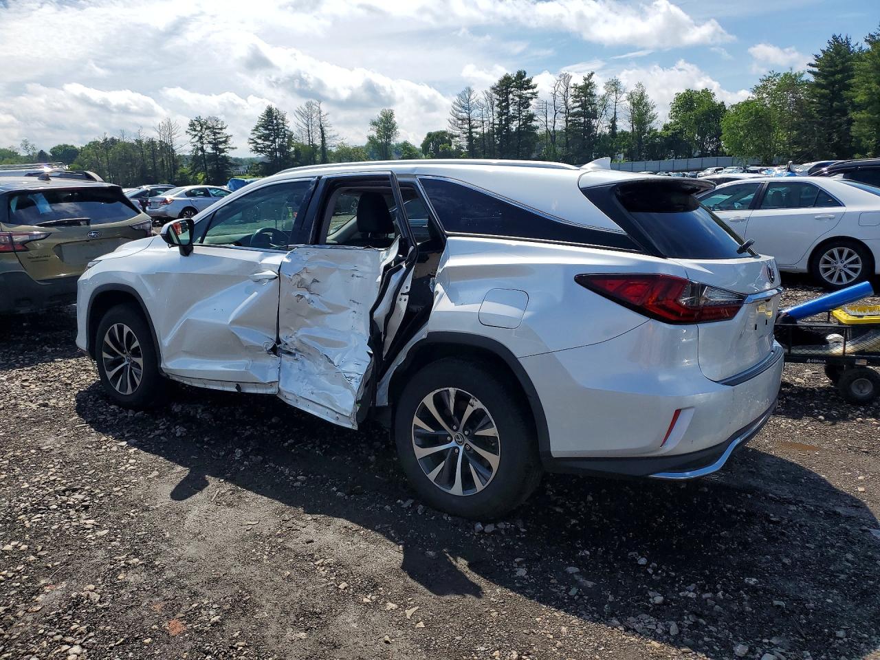 Lexus RX Base