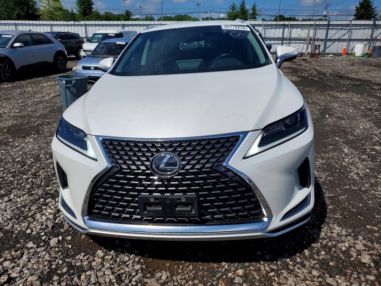 Lexus RX Base