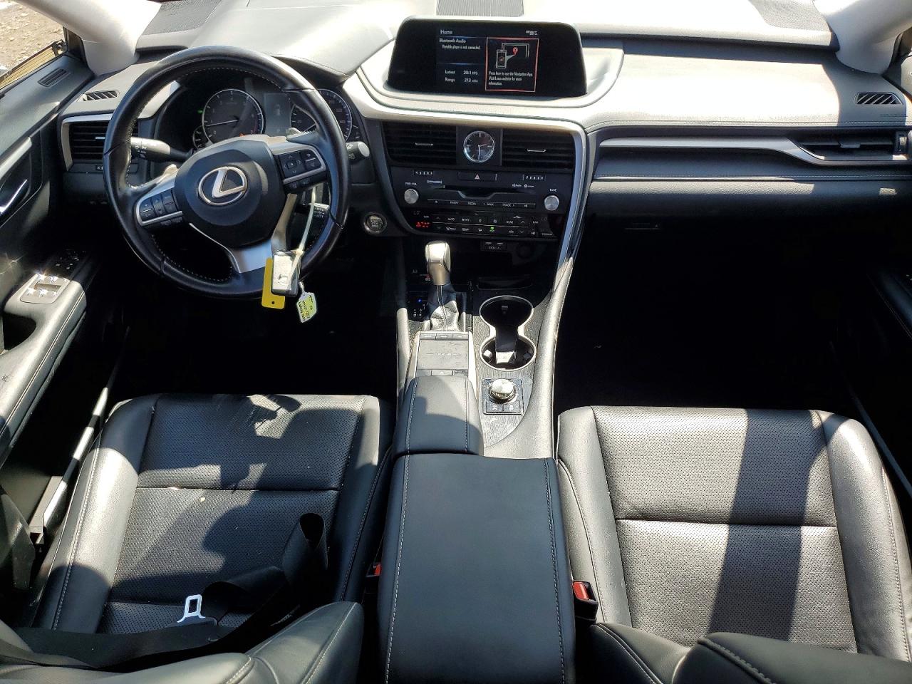 Lexus RX Base