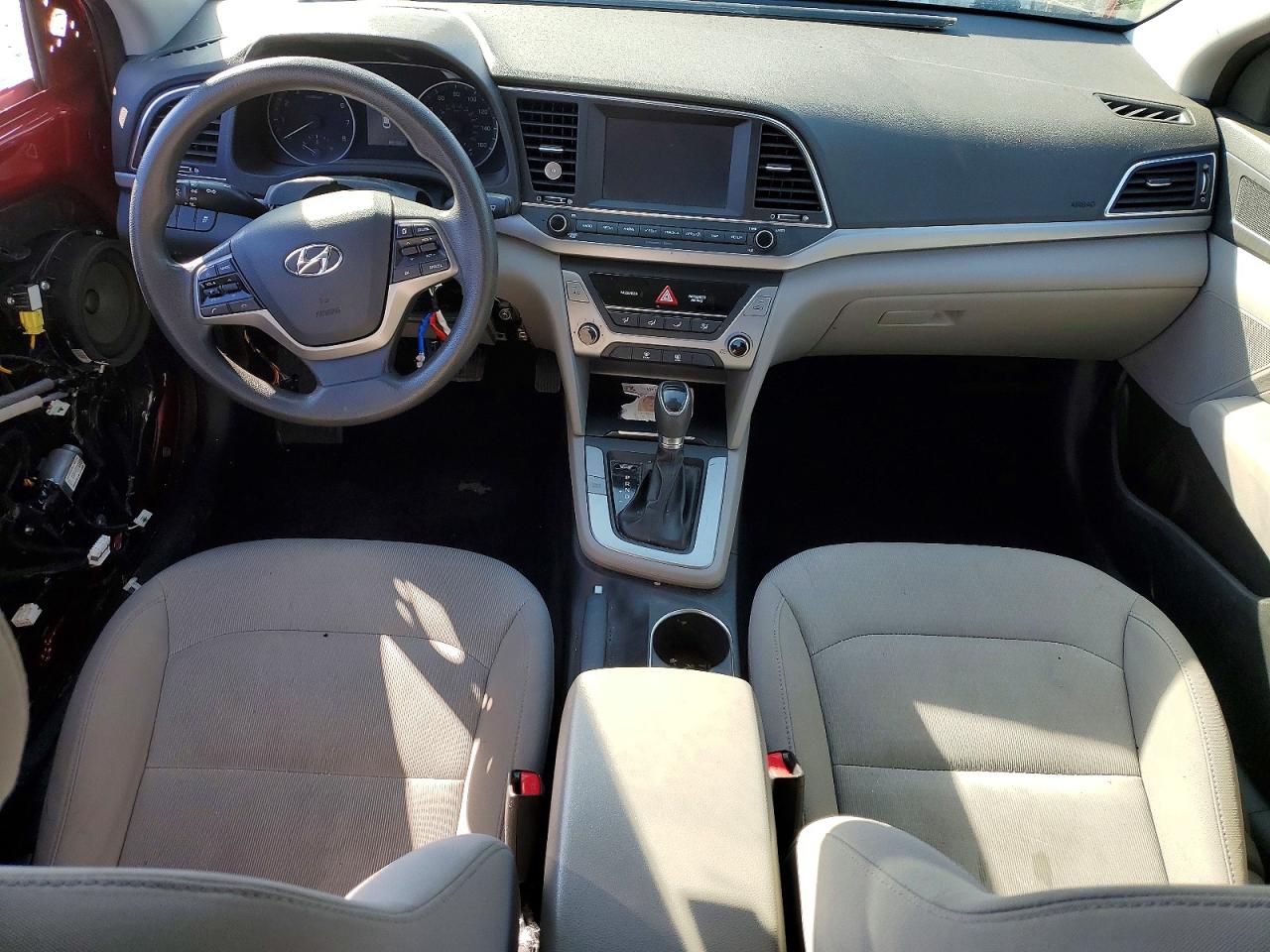 Hyundai ELANTRA Sel