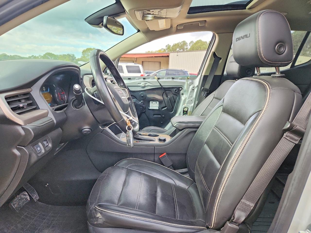 GMC Acadia Denali
