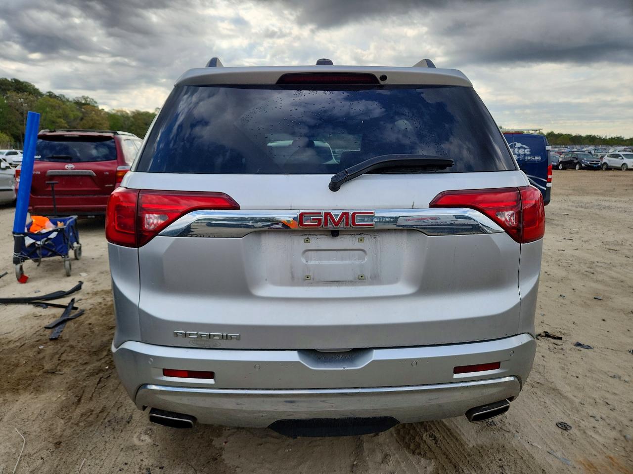 GMC Acadia Denali