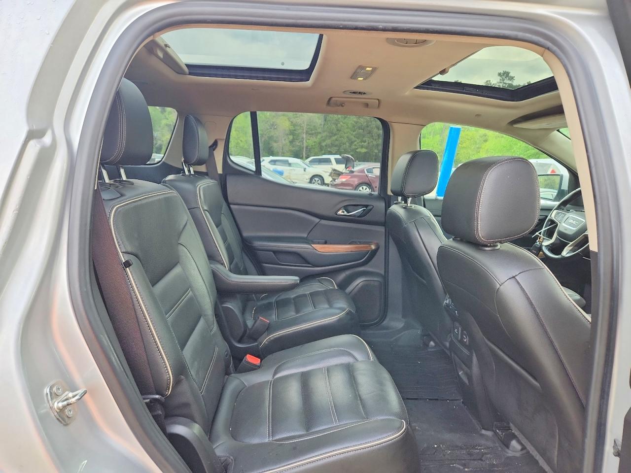 GMC Acadia Denali