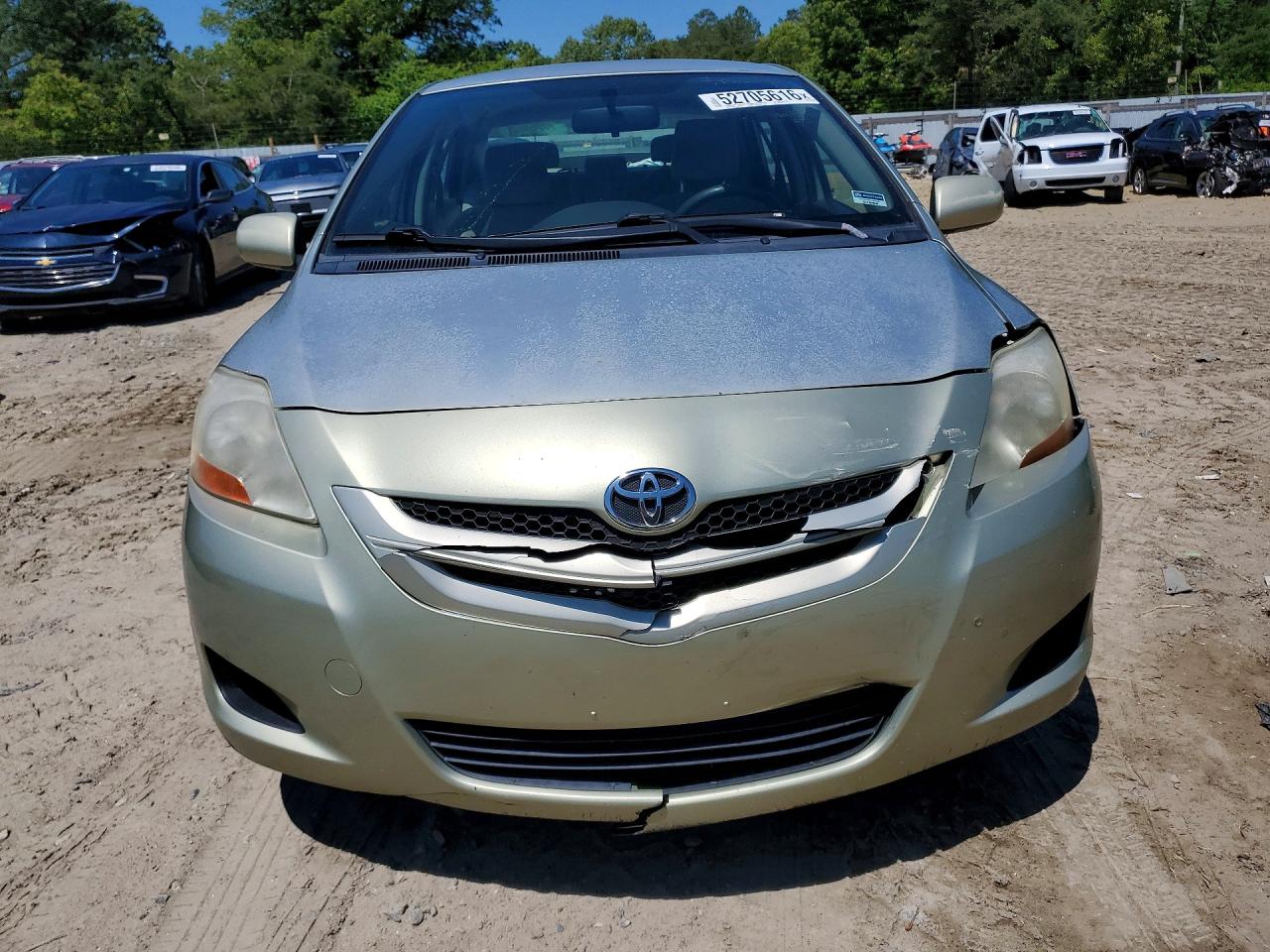Toyota Yaris Base