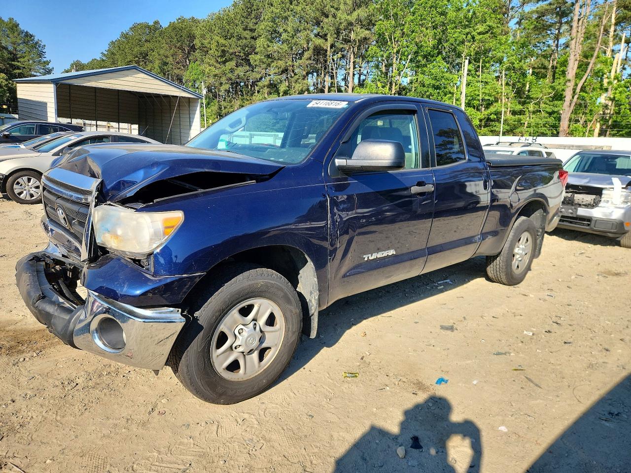 Salvage Toyota Tundra Image
