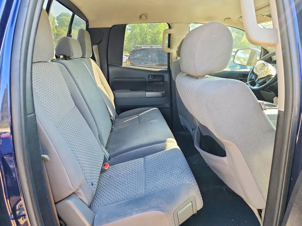 Toyota Tundra Double Cab Sr5