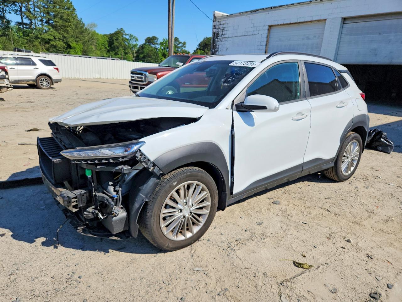 Salvage Hyundai KONA Image