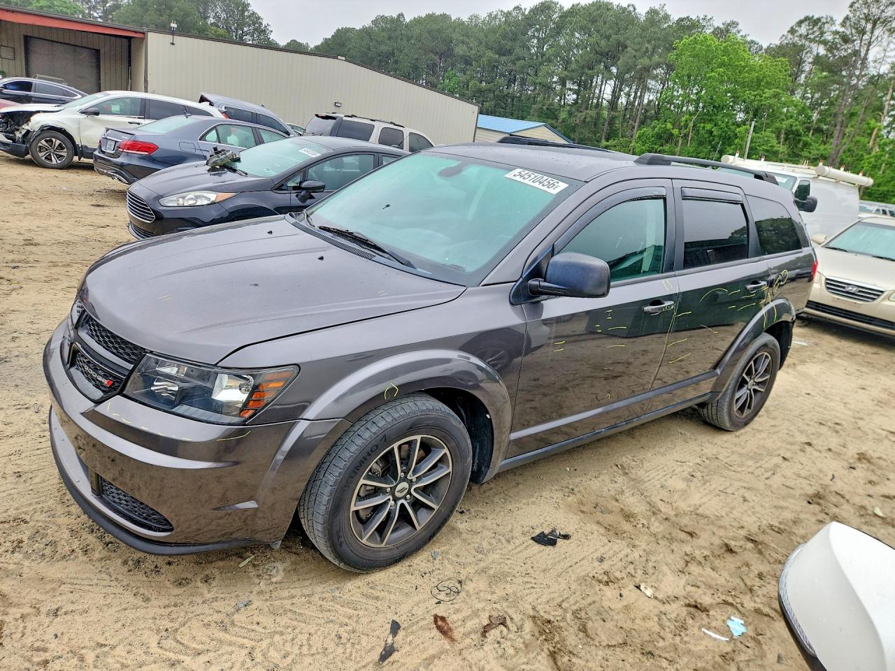 Salvage Dodge Journey Image