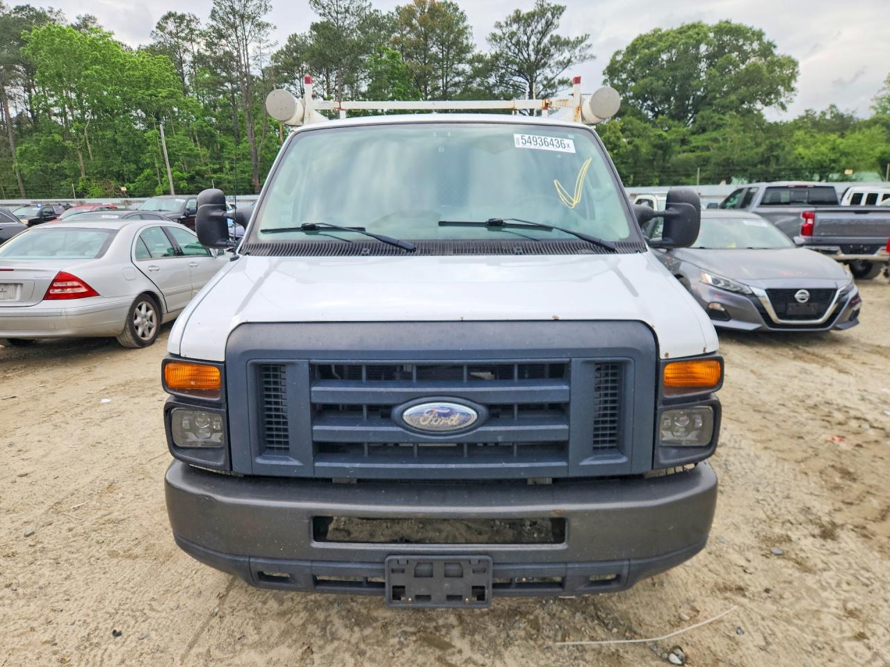 Ford Econoline E250 Van