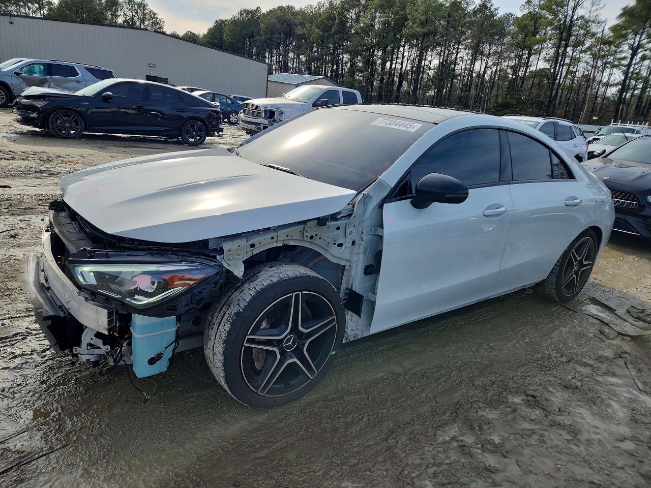 Salvage Mercedes-Benz Cla-class Image