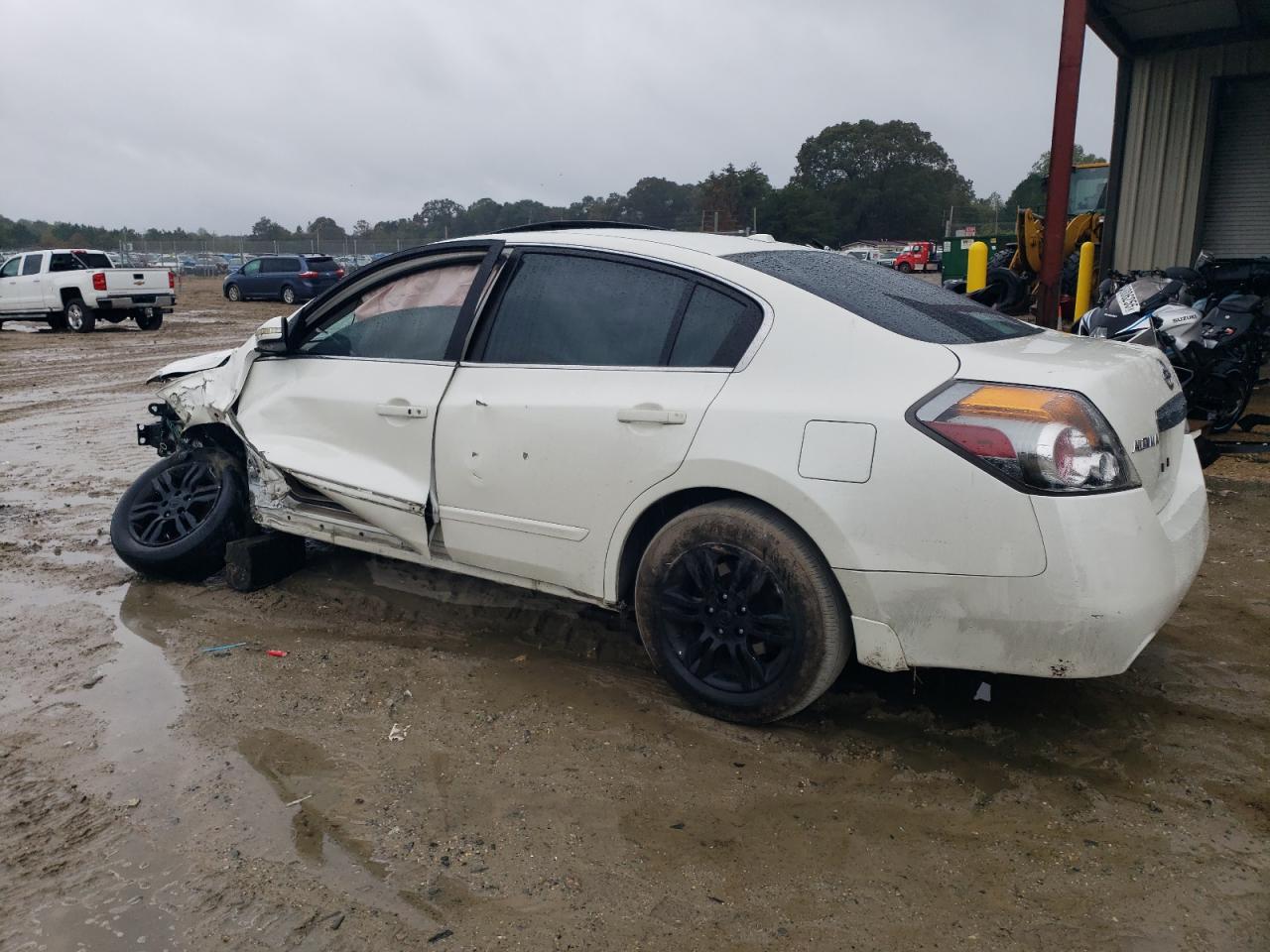 Nissan Altima Base