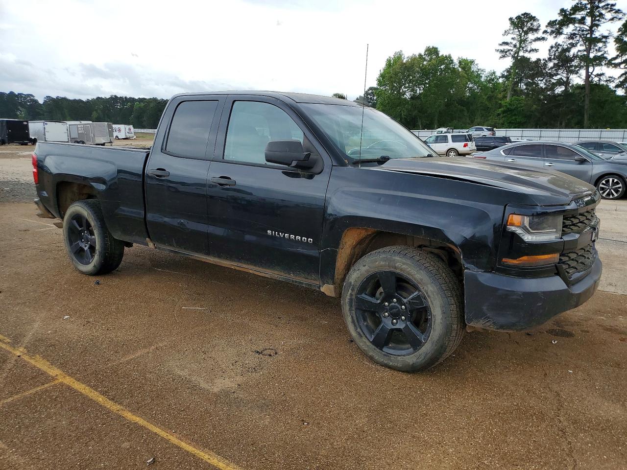 Chevrolet Silverado C1500
