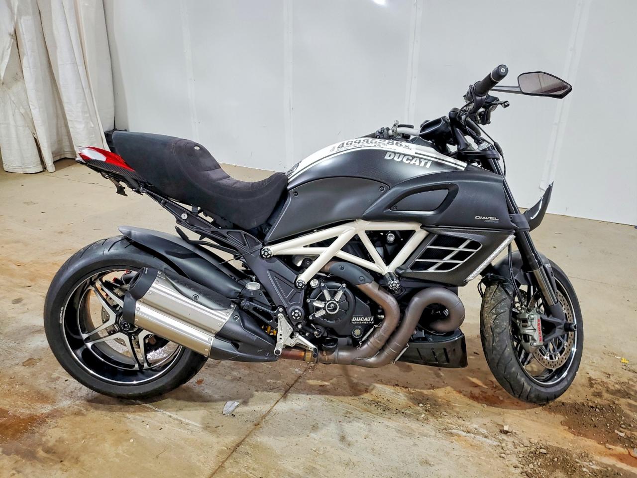 Salvage Ducati Diavel Image