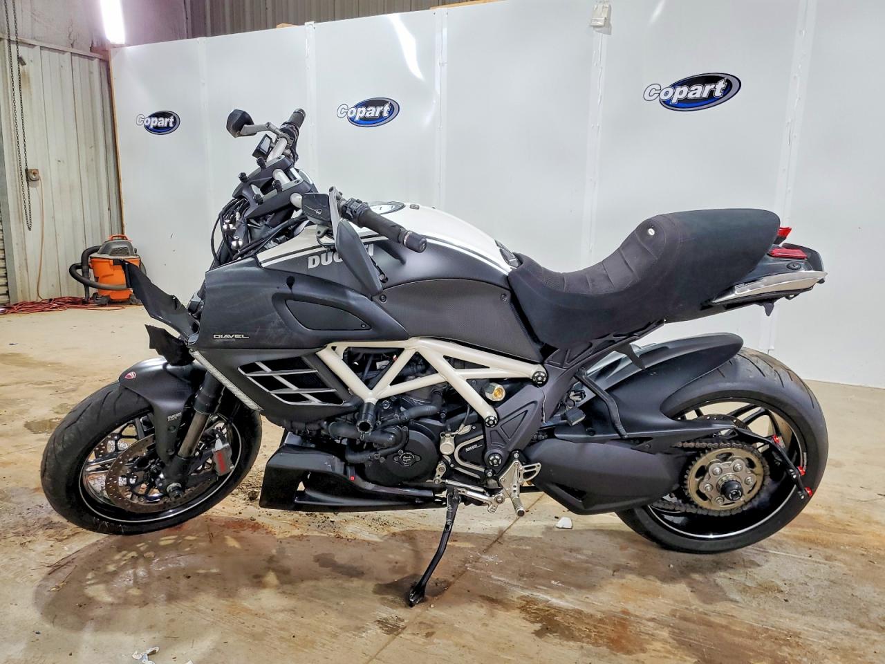Ducati Diavel