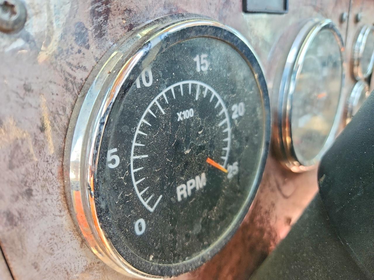 International 9400 9400i