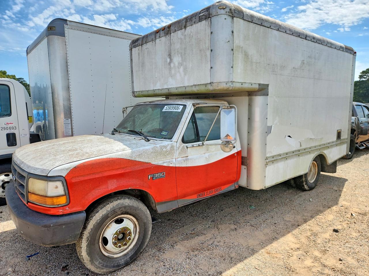 Salvage Ford F-350 Image