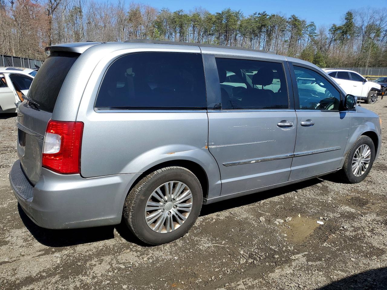 Chrysler Minivan Touring L